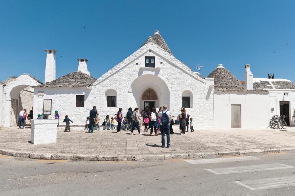 Il Rifugio Di Giada E Mattia Appartement Alberobello Buitenkant foto